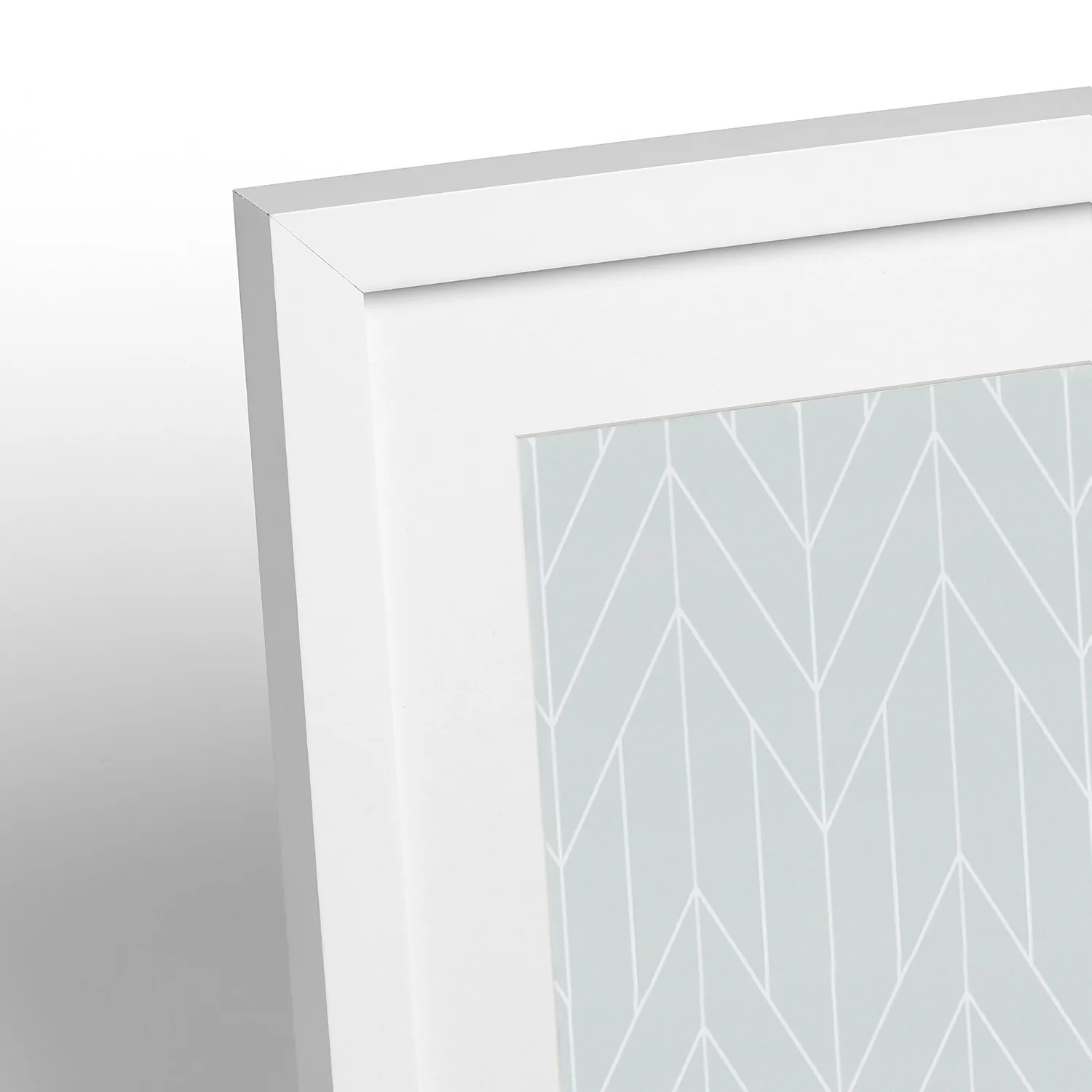 Box Photo Frame - 8x6" - White 5 Box Photo Frame - 8x6" - White - Image 5