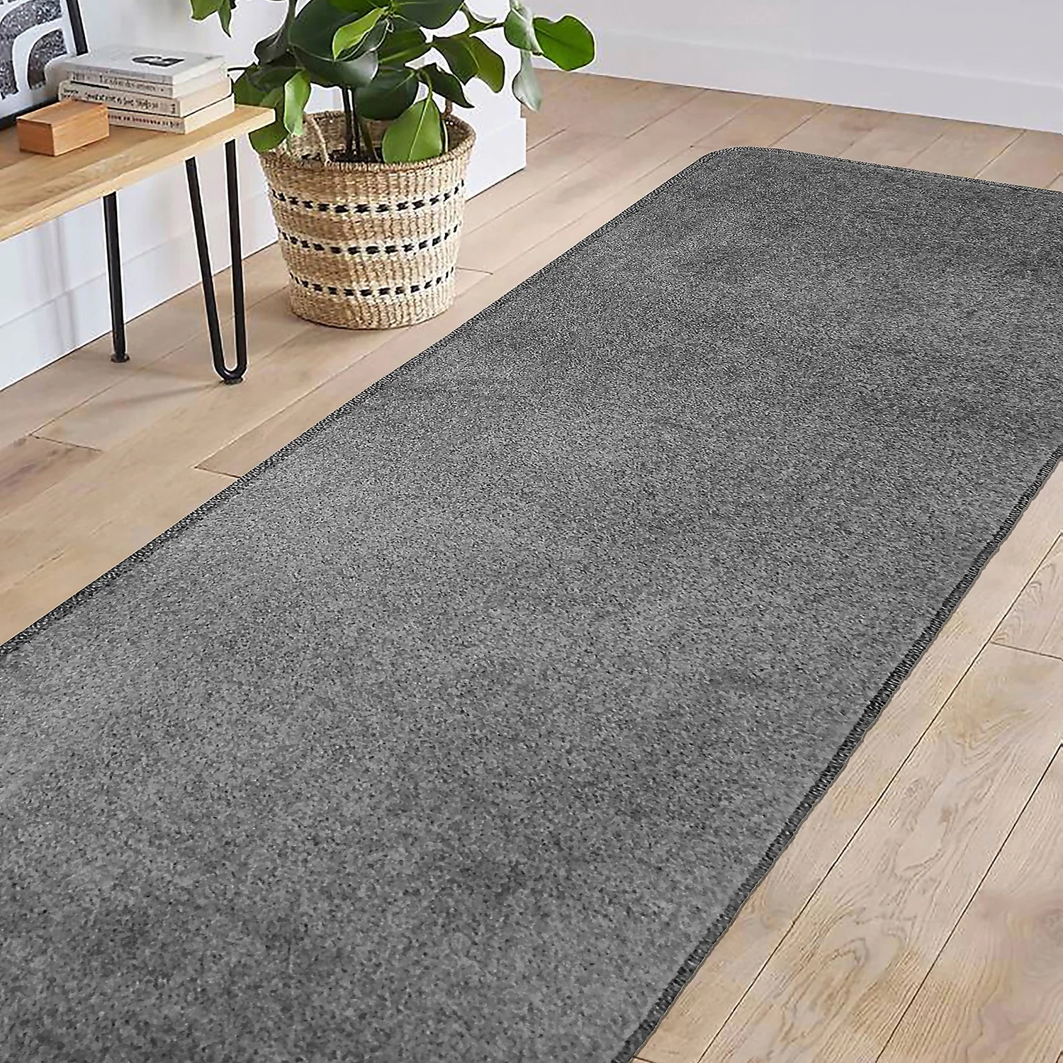 High Grade Runner - Dark Grey - 60x200cm 2 High Grade Runner - Dark Grey - 60x200cm - Image 2