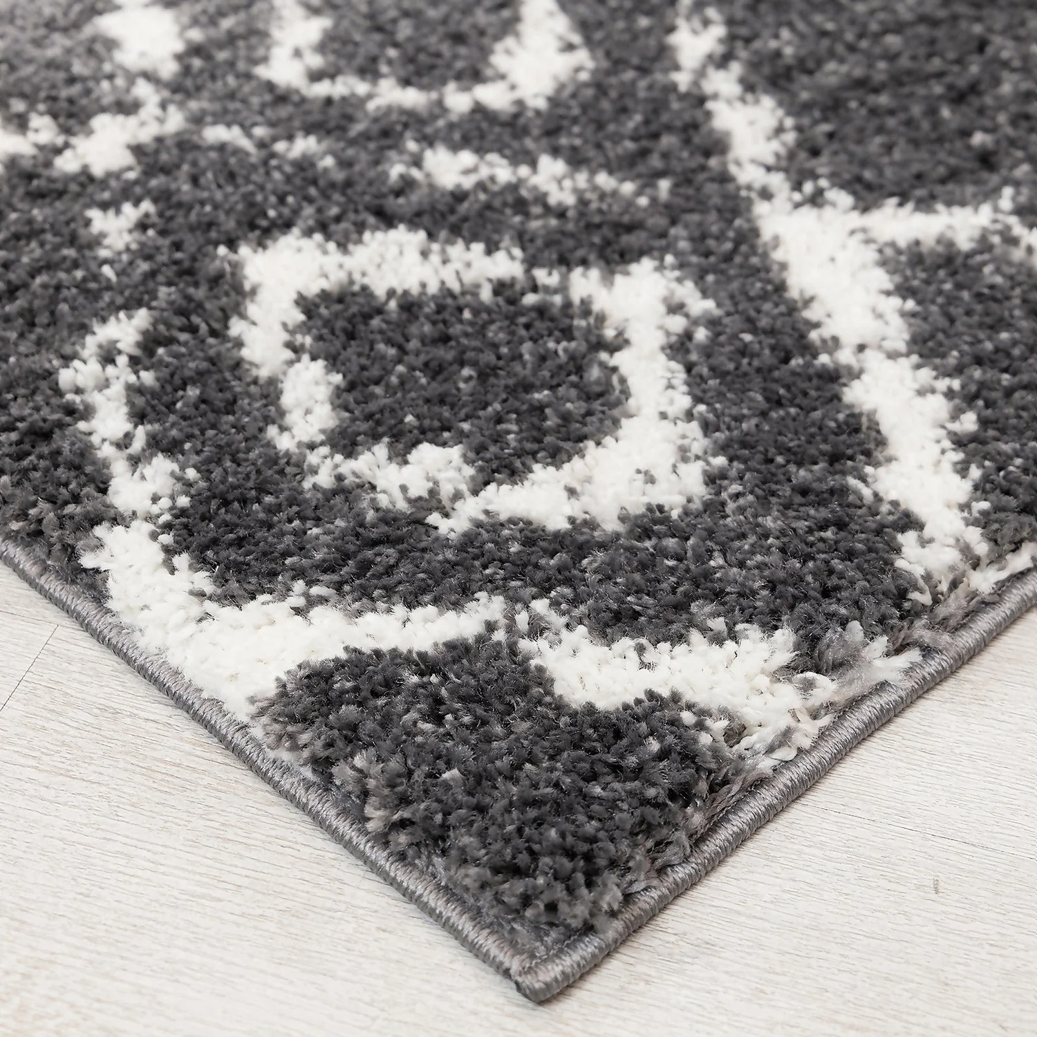 Deluxe Berber Shaggy Runner - Charcoal & White - 180x67cm 4 Deluxe Berber Shaggy Runner - Charcoal & White - 180x67cm - Image 4