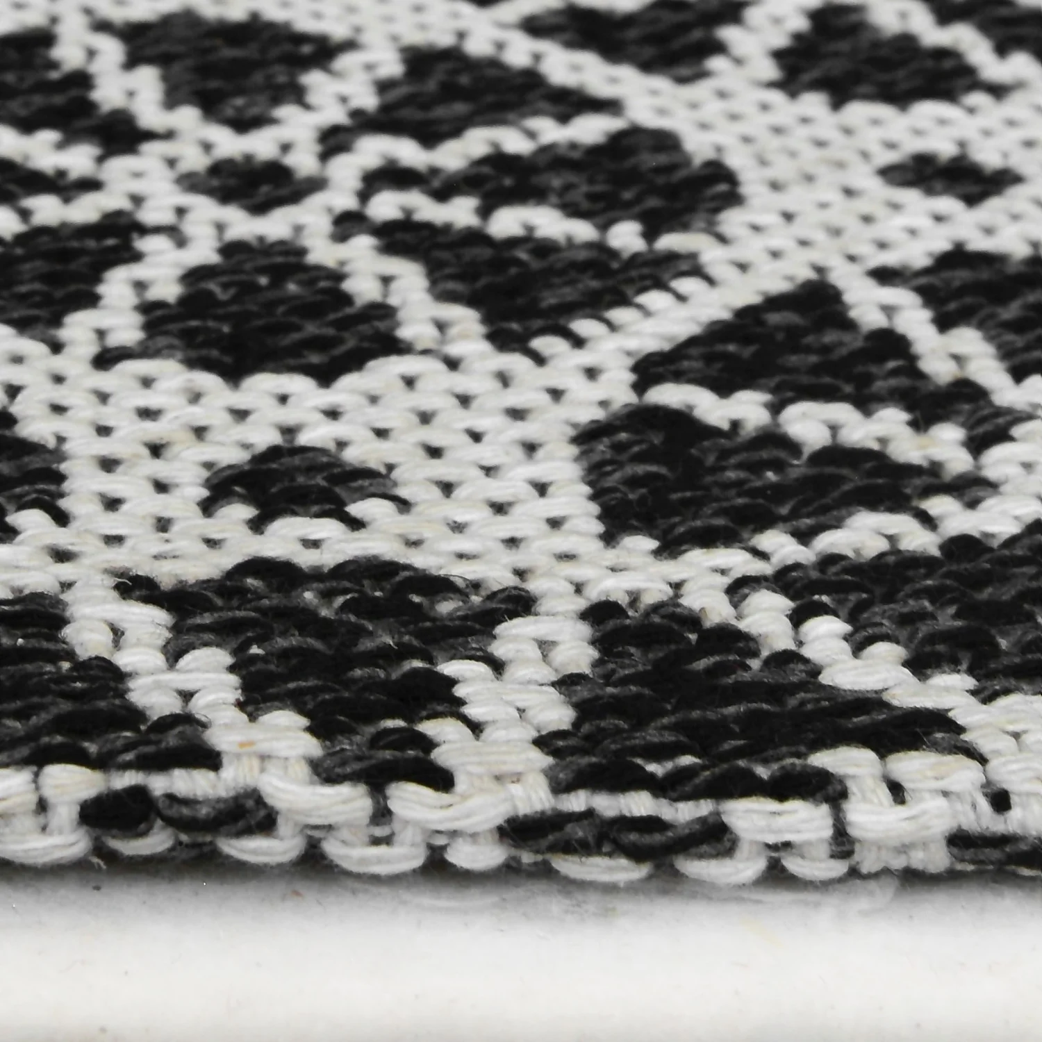 Recycled Cotton Starburst Rug - Monochrome - 160x230cm 4 Recycled Cotton Starburst Rug - Monochrome - 160x230cm - Image 4