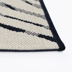 County Leaf Indoor/Outdoor Rug - Black - 160x230cm 8 County Leaf Indoor/Outdoor Rug - Black - 160x230cm -Homebase Furniture Store 14016050 1225006085304041