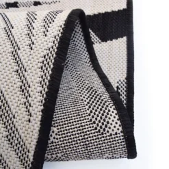 County Leaf Indoor/Outdoor Rug - Black - 160x230cm 9 County Leaf Indoor/Outdoor Rug - Black - 160x230cm -Homebase Furniture Store 14016050 5335006085380409