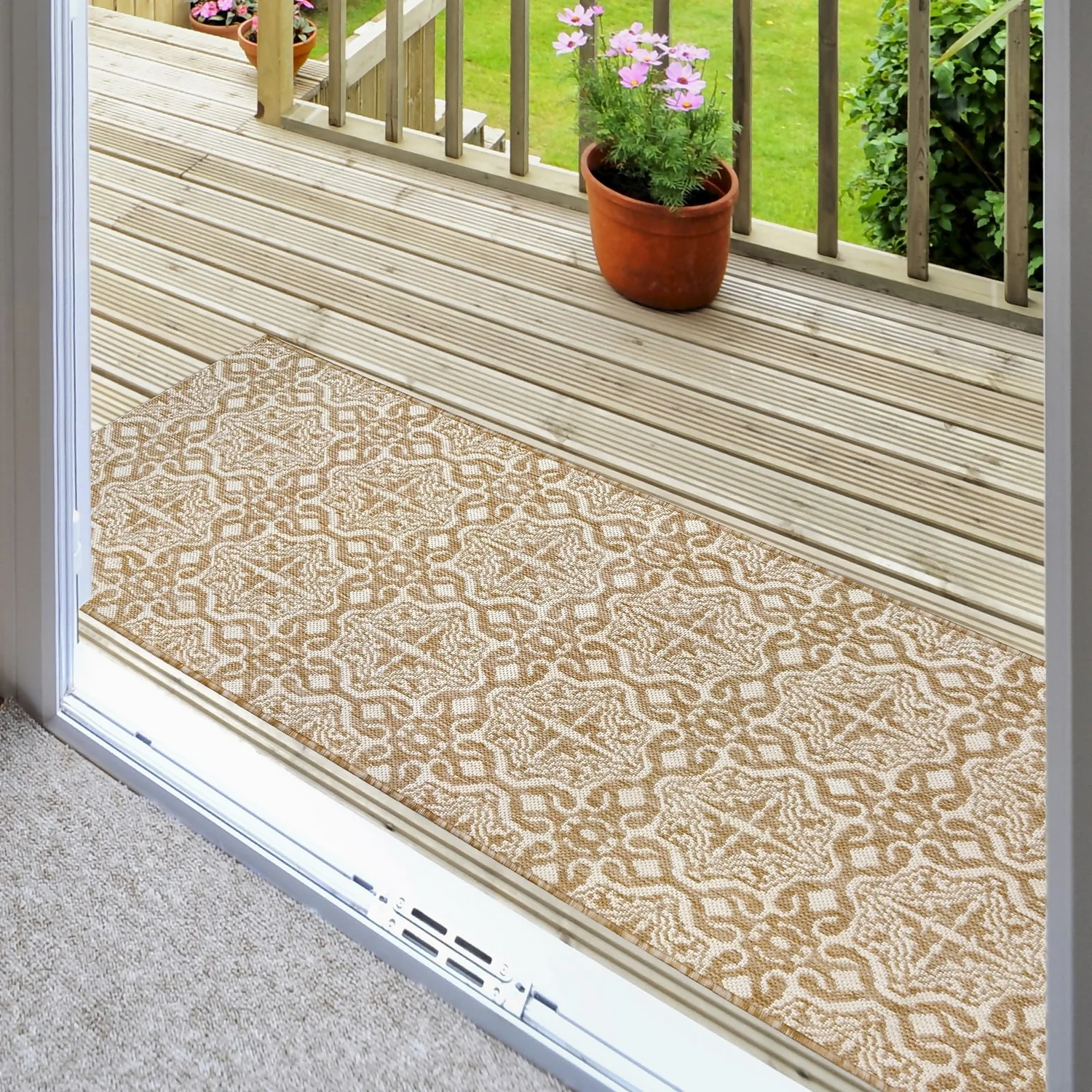 County Victorian Indoor/Outdoor Rug - Natural - 67x200cm 2 County Victorian Indoor/Outdoor Rug - Natural - 67x200cm - Image 2