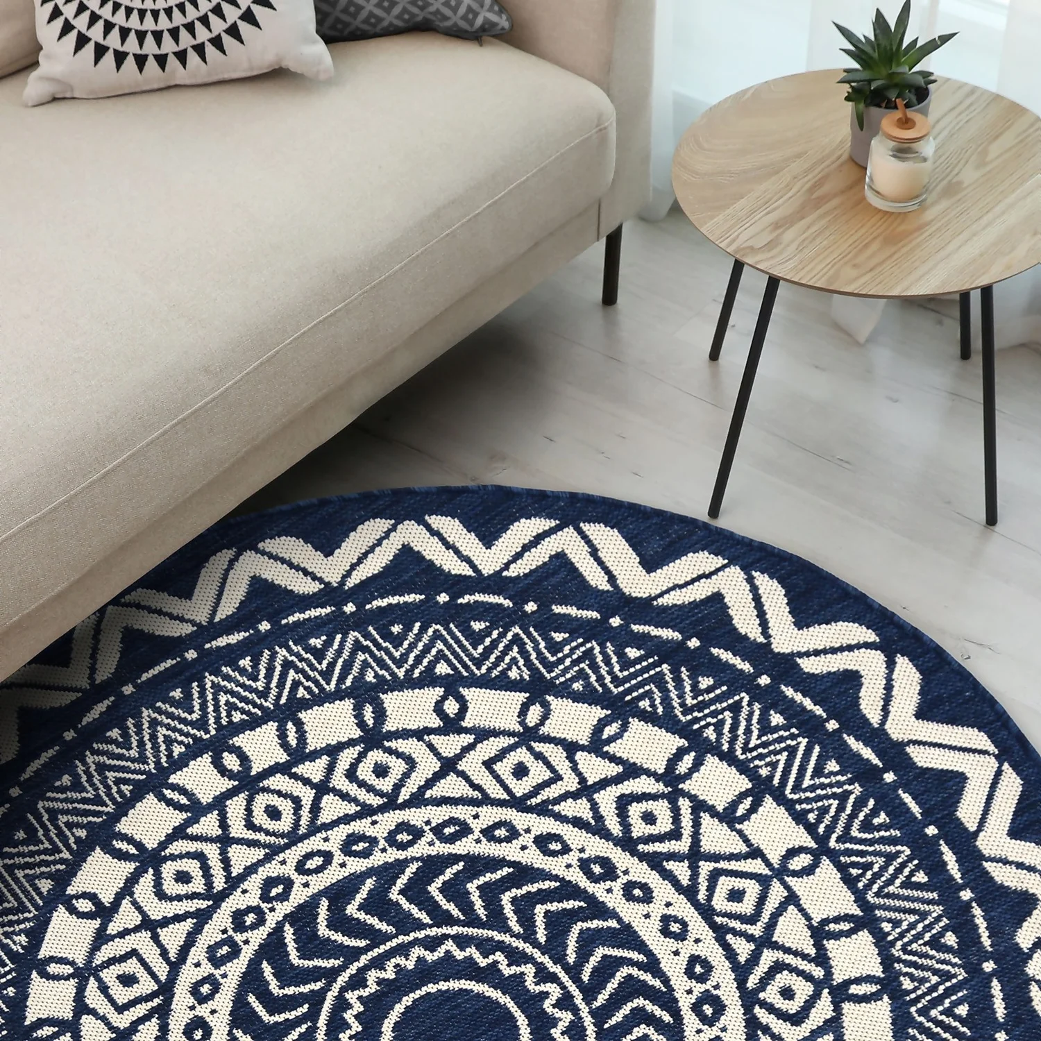County Circle Indoor/Outdoor Rug - Navy - 133cm 3 County Circle Indoor/Outdoor Rug - Navy - 133cm - Image 3
