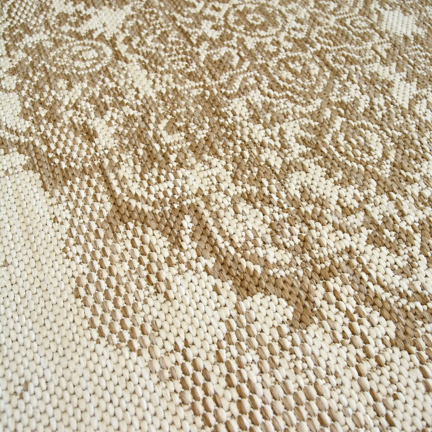 Indoor Outdoor Medallion Rug - Natural - 160x230cm 4 Indoor Outdoor Medallion Rug - Natural - 160x230cm - Image 4